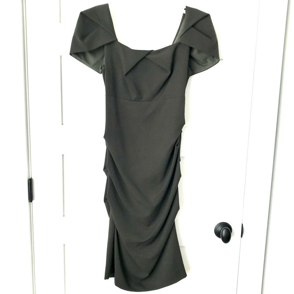 Nicole Miller square neck tuck dress 👗 size 2